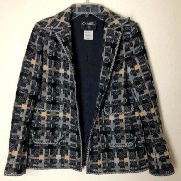 CHANEL Tweed wool jacket - Picture 2 of 11